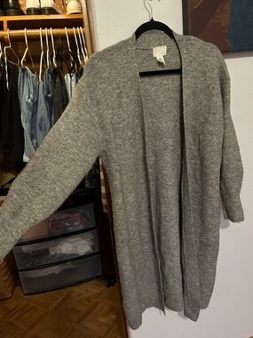 H&M Women’s Long Cozy Open-Front Gray Ribbed Knit Cardigan